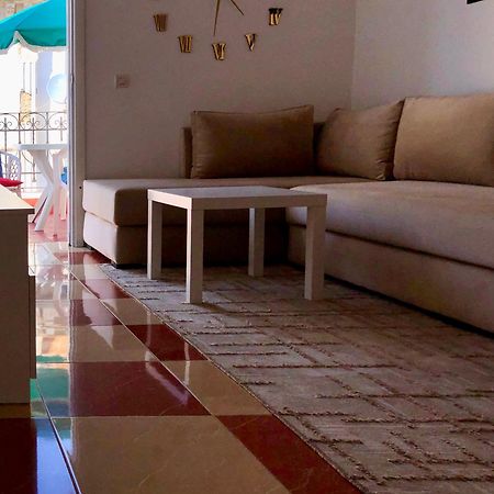 Tétouan Joli Appart Avec Terrasse Au Centre Ville מראה חיצוני תמונה