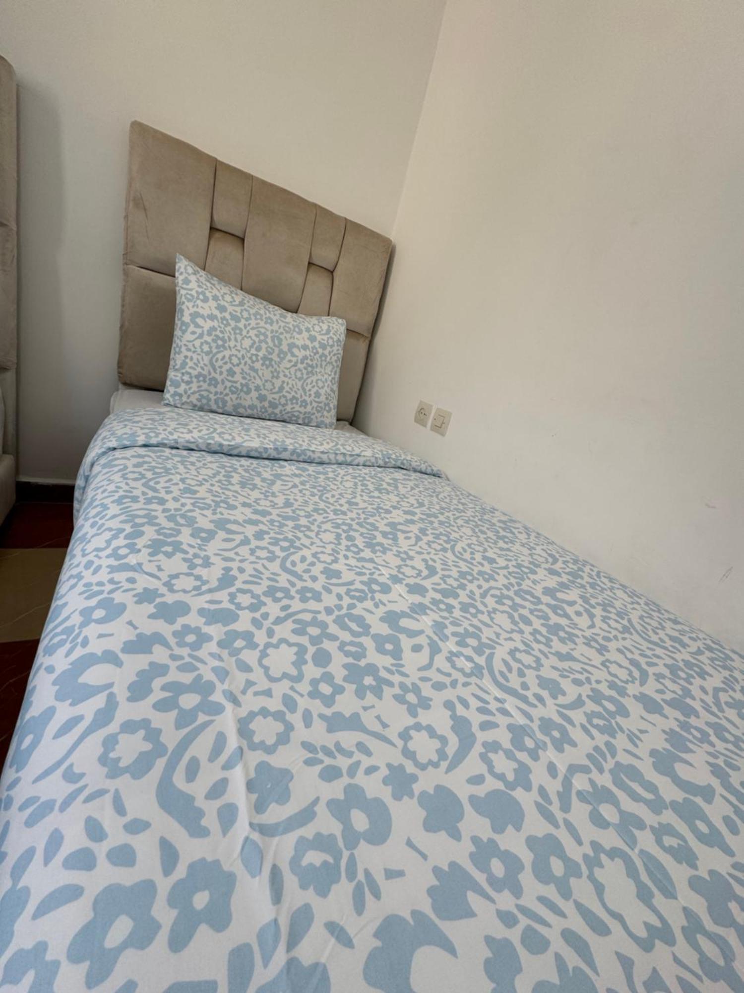 Tétouan Joli Appart Avec Terrasse Au Centre Ville מראה חיצוני תמונה
