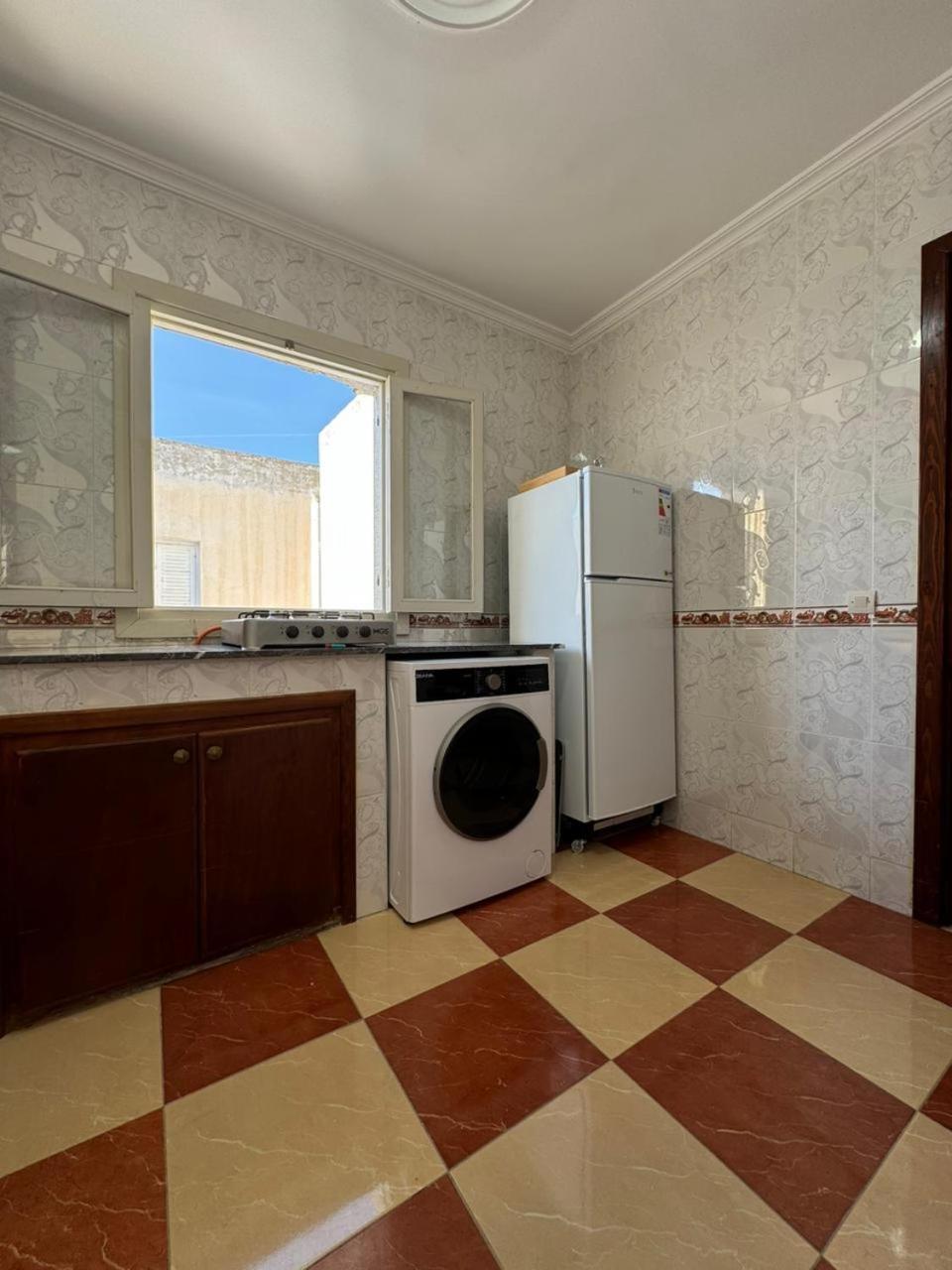 Tétouan Joli Appart Avec Terrasse Au Centre Ville מראה חיצוני תמונה