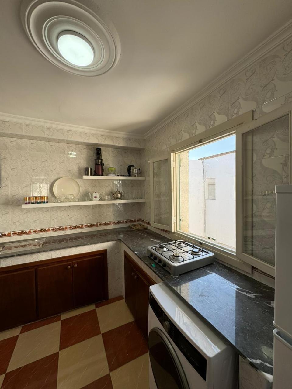 Tétouan Joli Appart Avec Terrasse Au Centre Ville מראה חיצוני תמונה