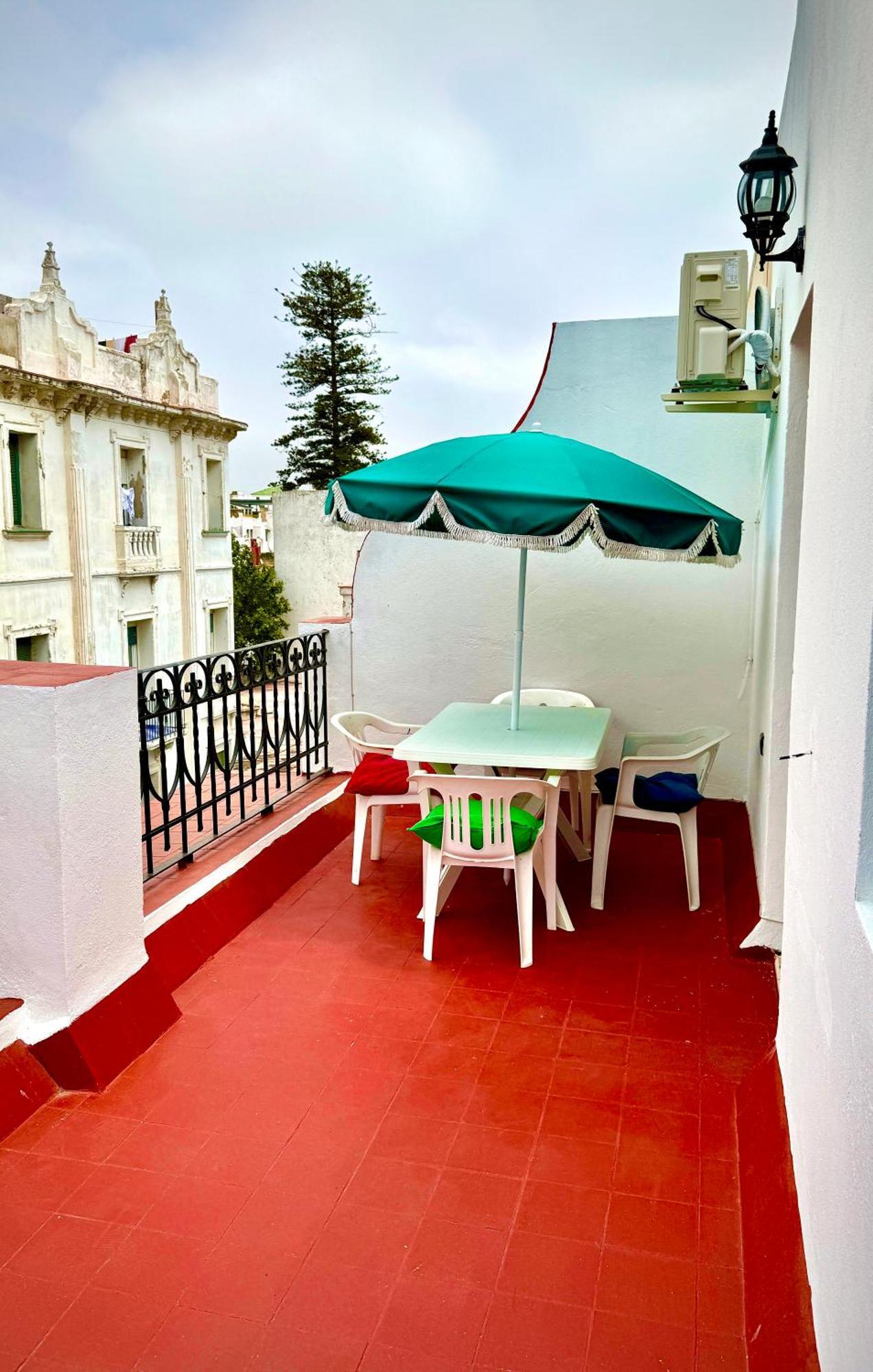 Tétouan Joli Appart Avec Terrasse Au Centre Ville מראה חיצוני תמונה